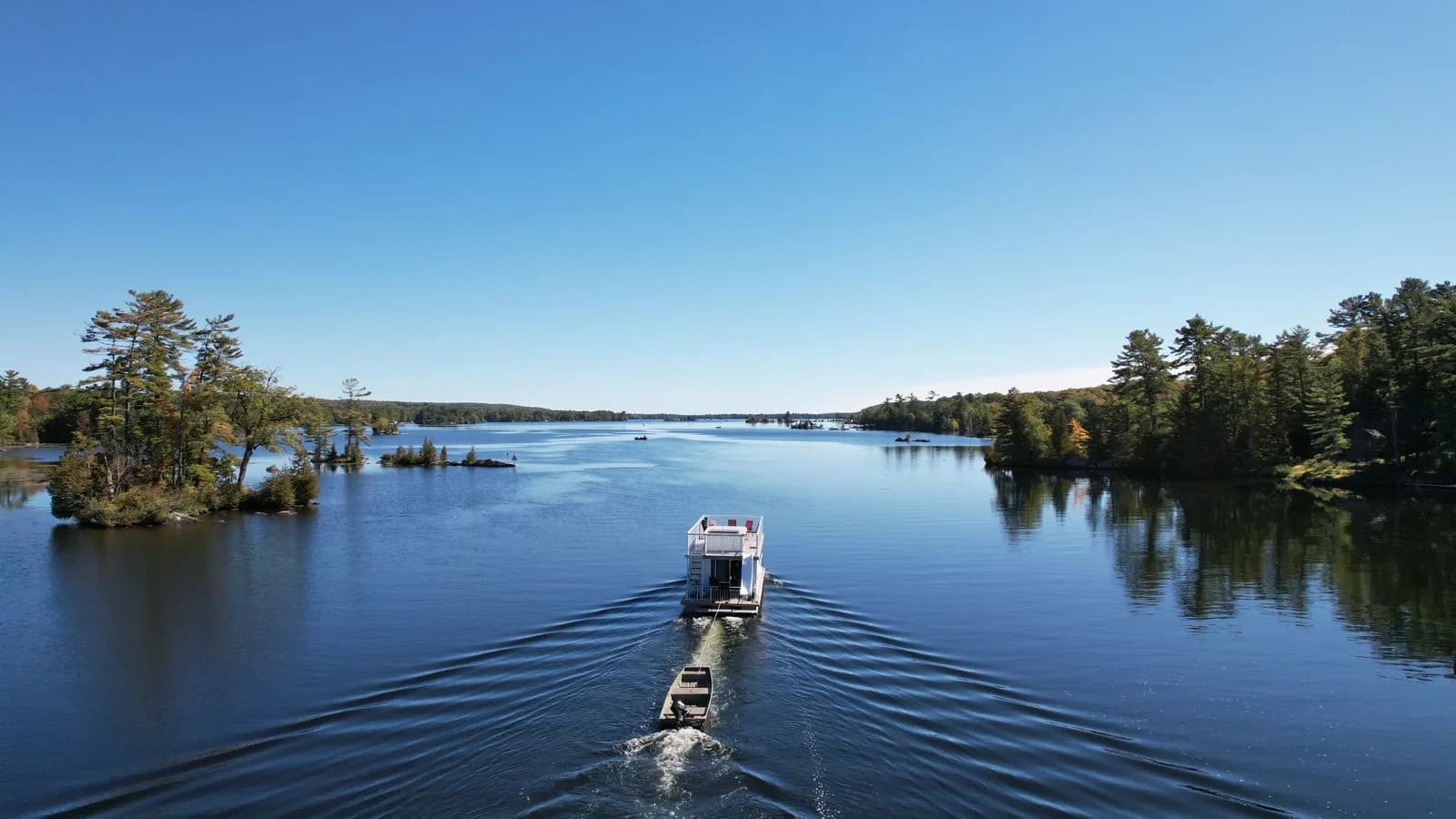 Houseboat navigating the lakes